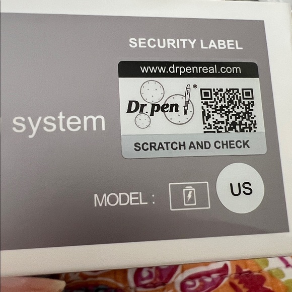 Dr. Pen Ultima A10 Microneedle System - Picture 5 of 6